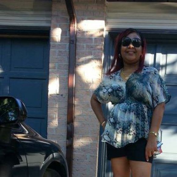 Meet your Posher, Paula - Picture 1 of 1